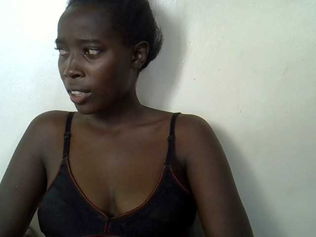 miss-vibes live cam on BongaCams