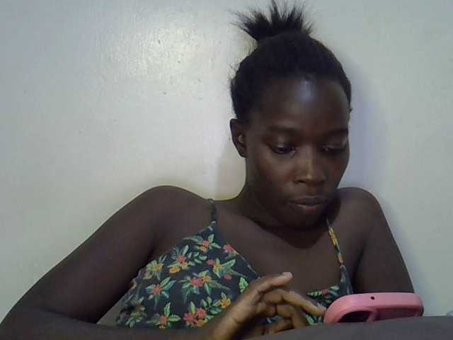 miss-vibes live cam on BongaCams