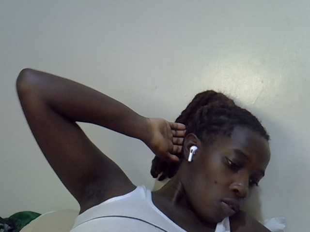 miss-vibes, en vivo ahora en BongaCams