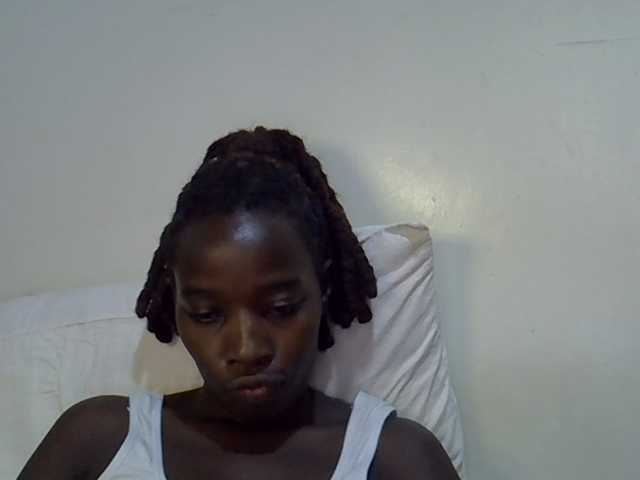 miss-vibes, en vivo ahora en BongaCams
