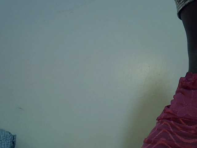 miss-vibes live cam on BongaCams