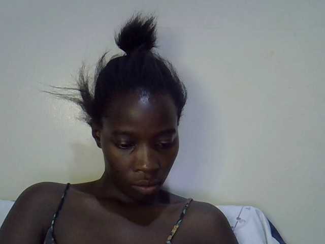 miss-vibes live cam on BongaCams