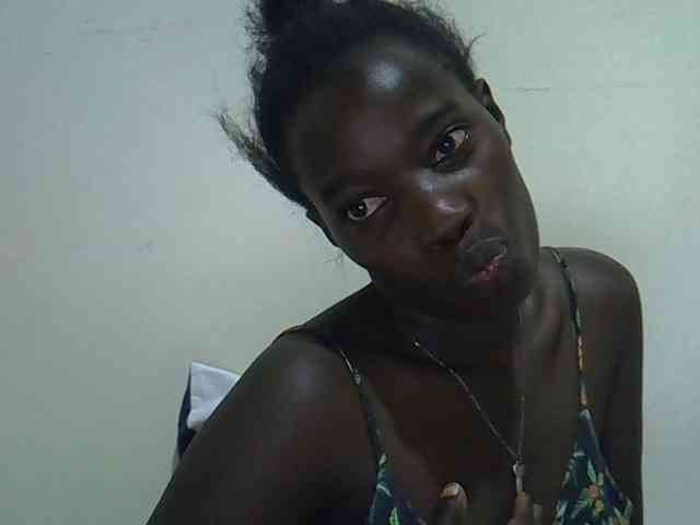 miss-vibes webcam