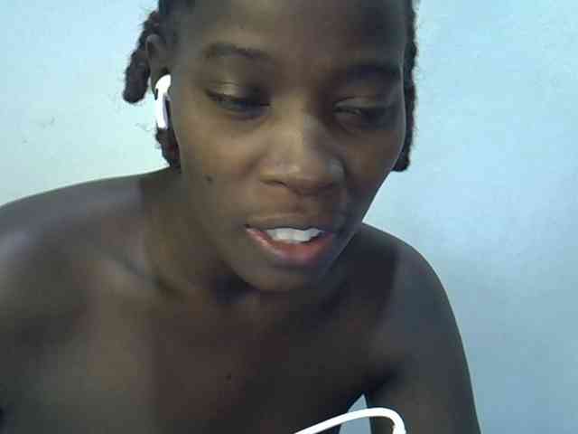 miss-vibes webcam