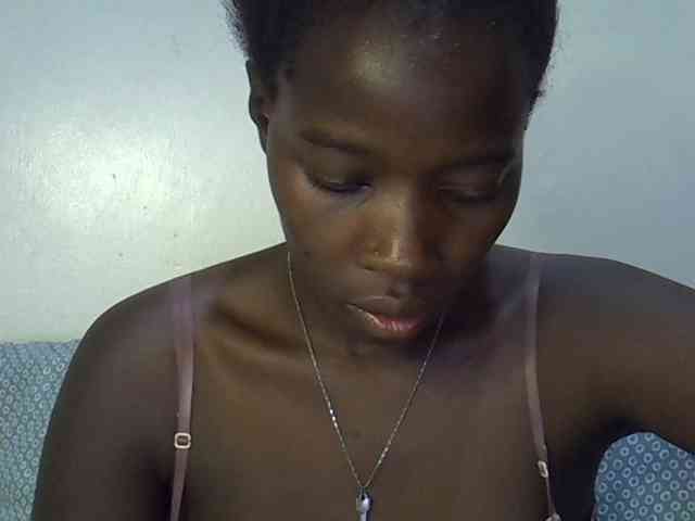 miss-vibes webcam