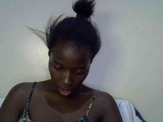 miss-vibes webcam