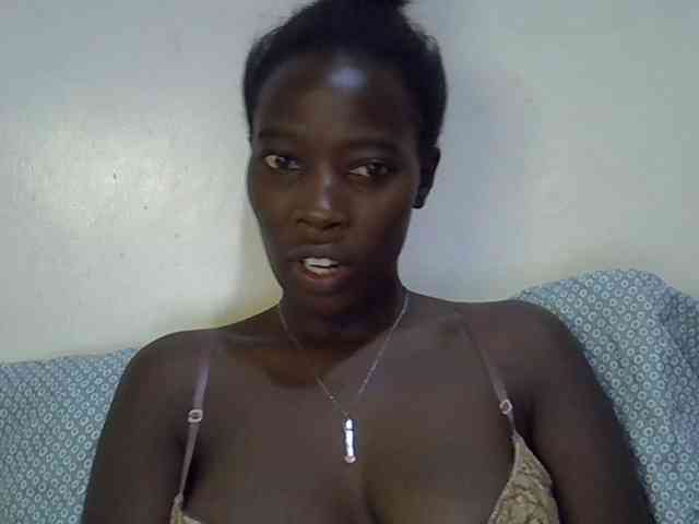 miss-vibes webcam