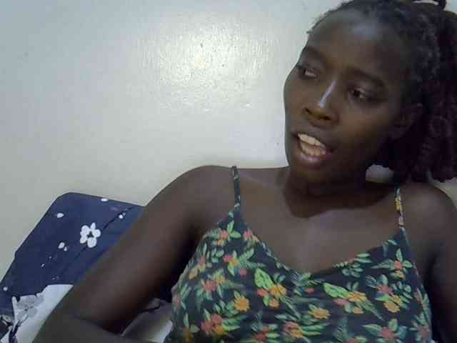 miss-vibes webcam