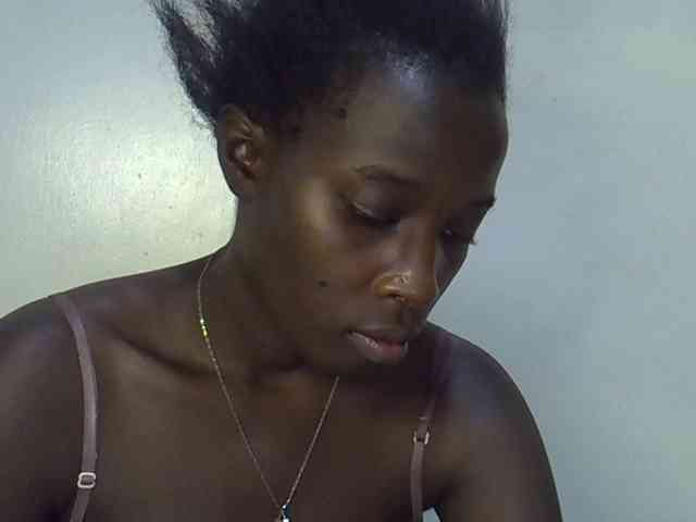 miss-vibes webcam