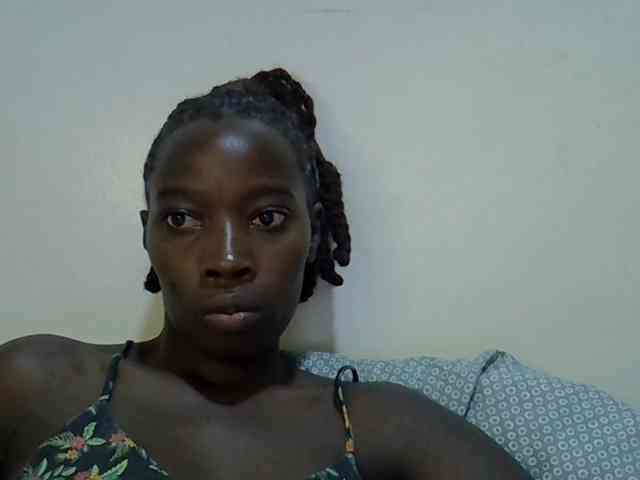 miss-vibes webcam