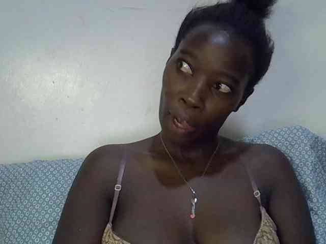 miss-vibes webcam