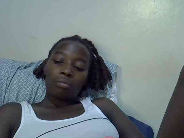 miss-vibes webcam