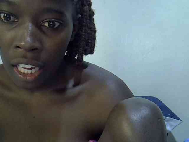 miss-vibes webcam