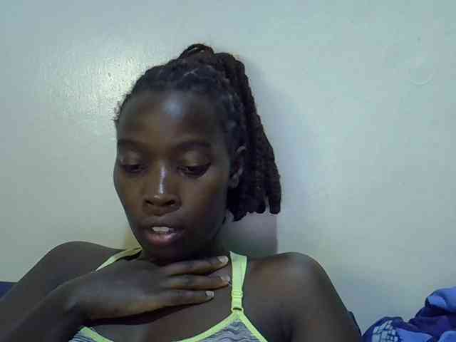 miss-vibes webcam