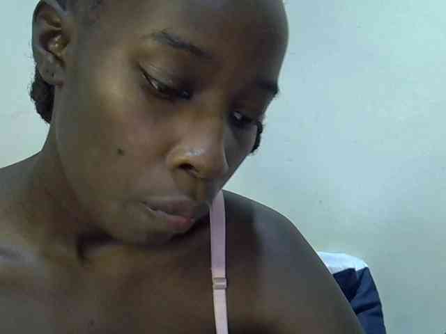 miss-vibes webcam