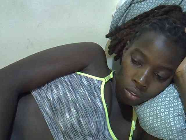 miss-vibes webcam