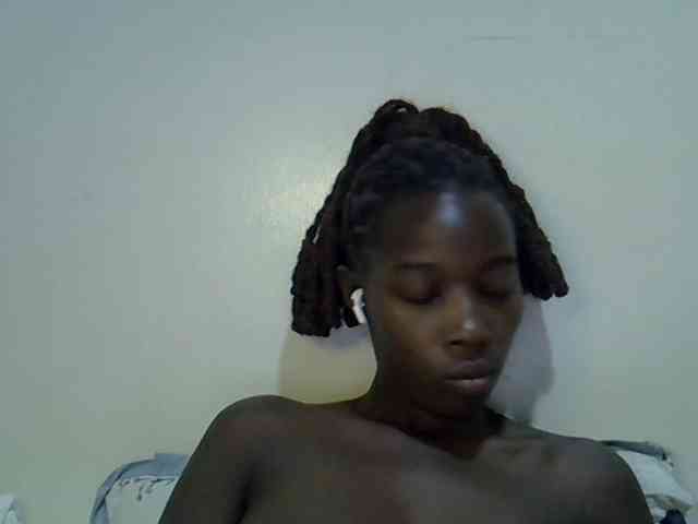 miss-vibes webcam