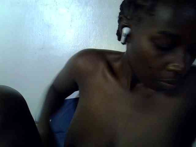 miss-vibes webcam
