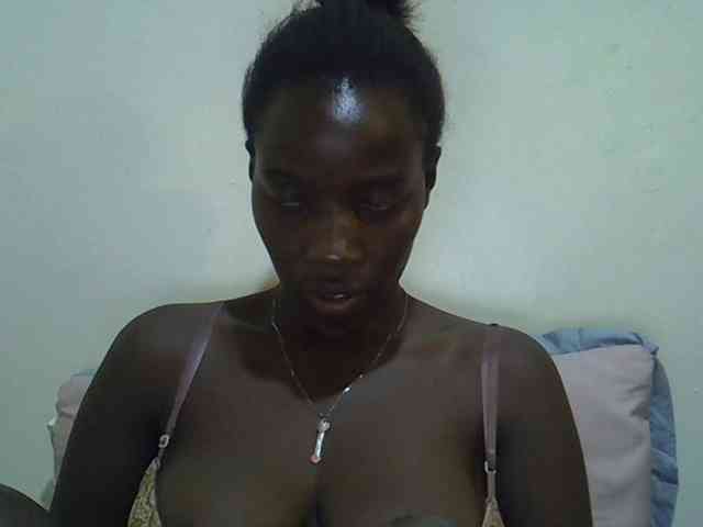 miss-vibes webcam