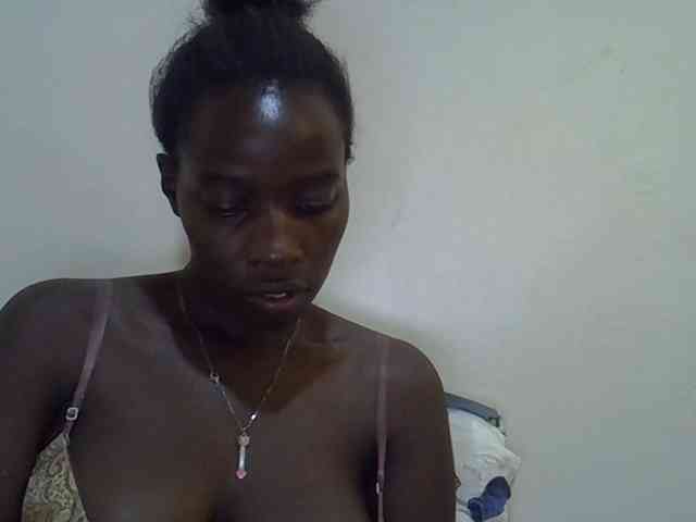 miss-vibes webcam