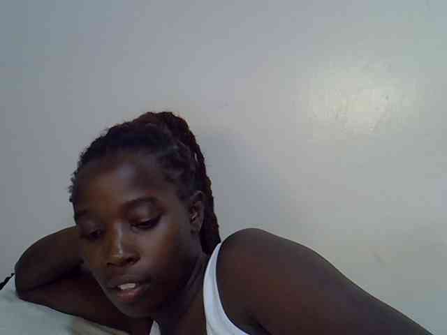 miss-vibes webcam