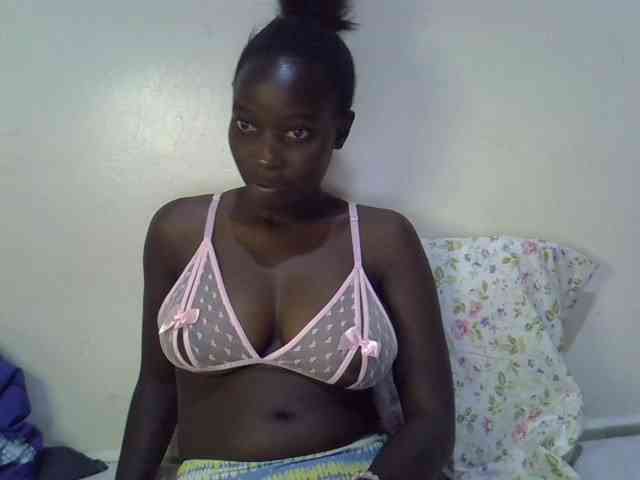 Model: miss-vibes