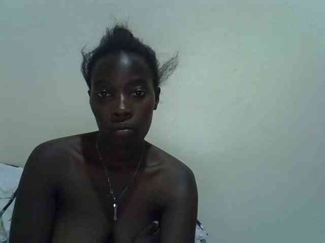 miss-vibes webcam