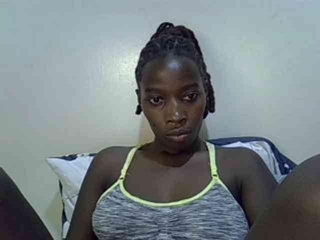 miss-vibes webcam