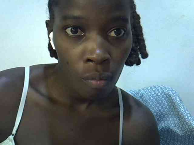 miss-vibes webcam
