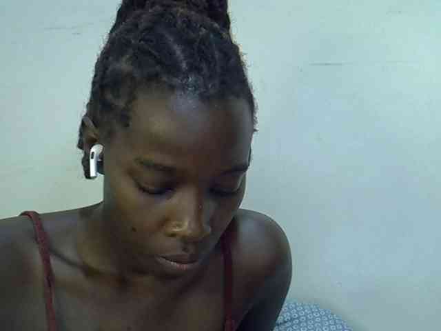 miss-vibes webcam