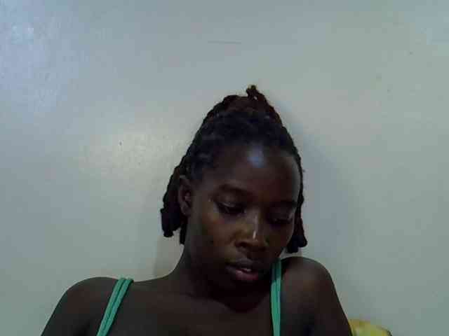 miss-vibes webcam