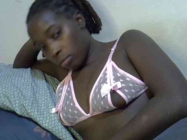 Model: miss-vibes