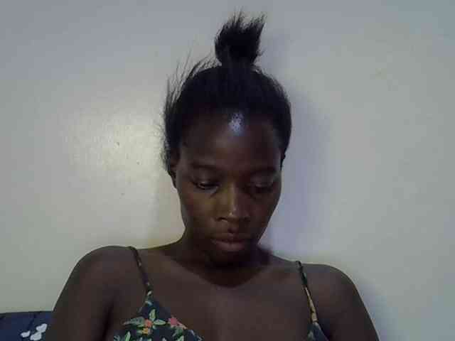 miss-vibes webcam