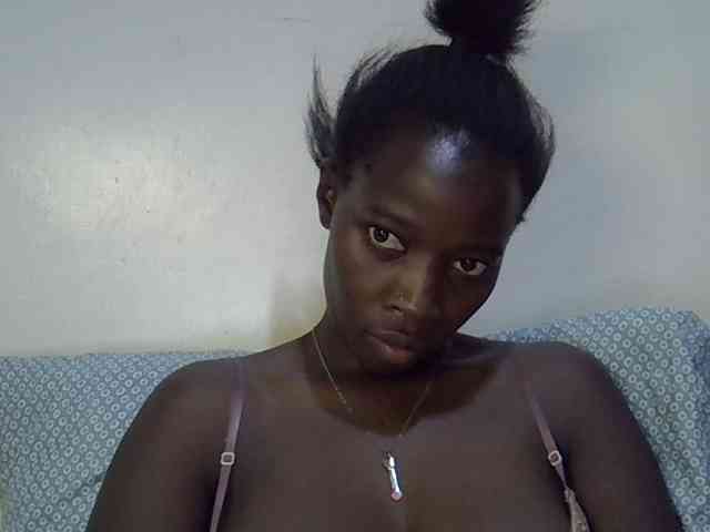 miss-vibes webcam