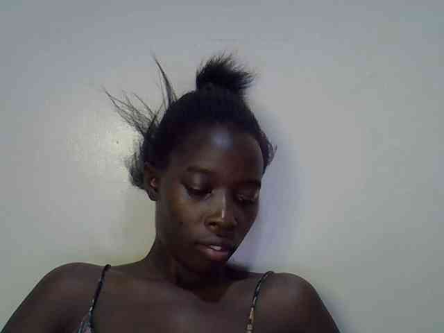 miss-vibes webcam