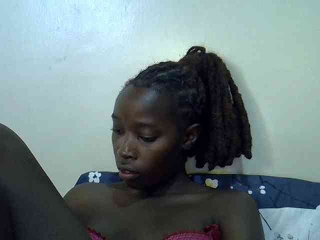 miss-vibes webcam