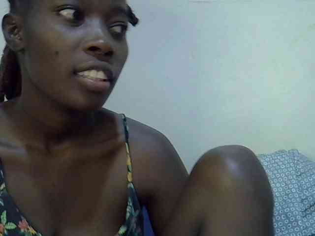 miss-vibes webcam
