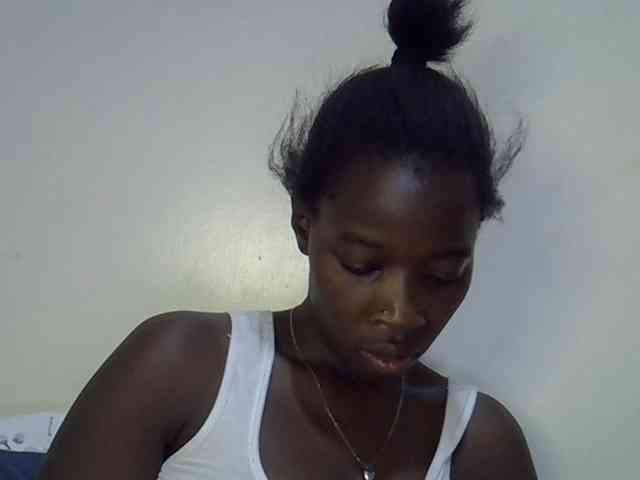 miss-vibes webcam