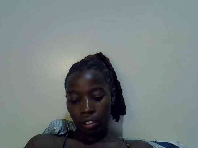 miss-vibes webcam