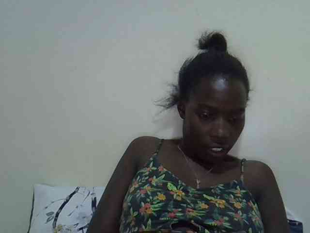 miss-vibes webcam