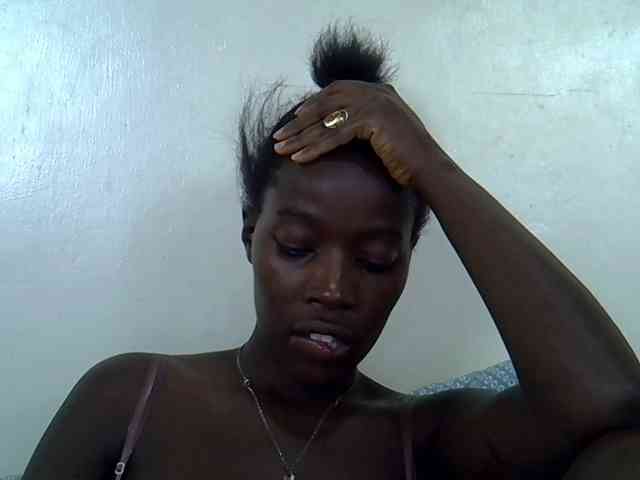 miss-vibes webcam