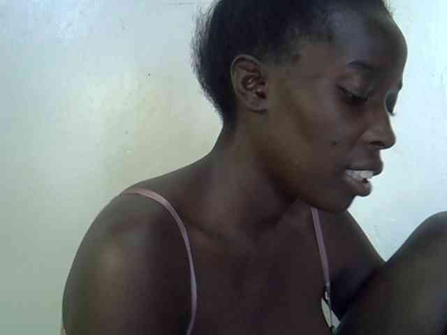 miss-vibes webcam