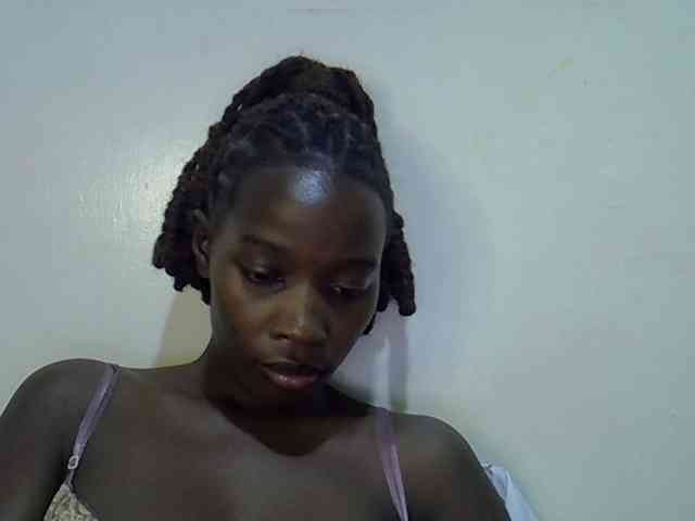 miss-vibes webcam