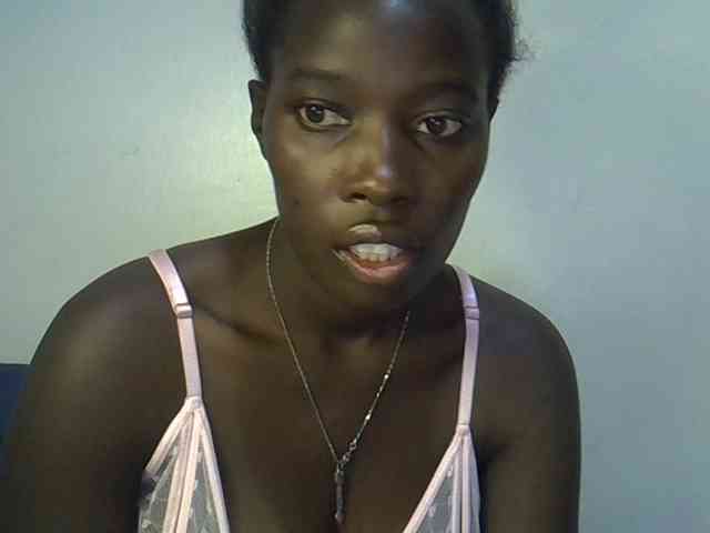 miss-vibes webcam
