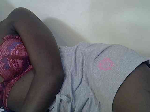 miss-vibes webcam