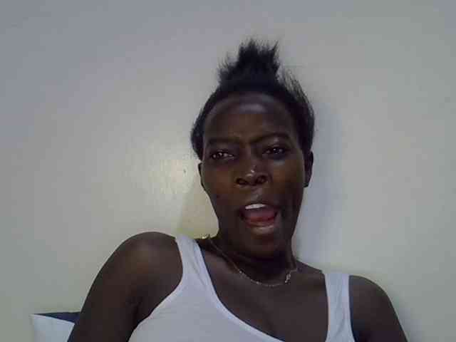 miss-vibes webcam