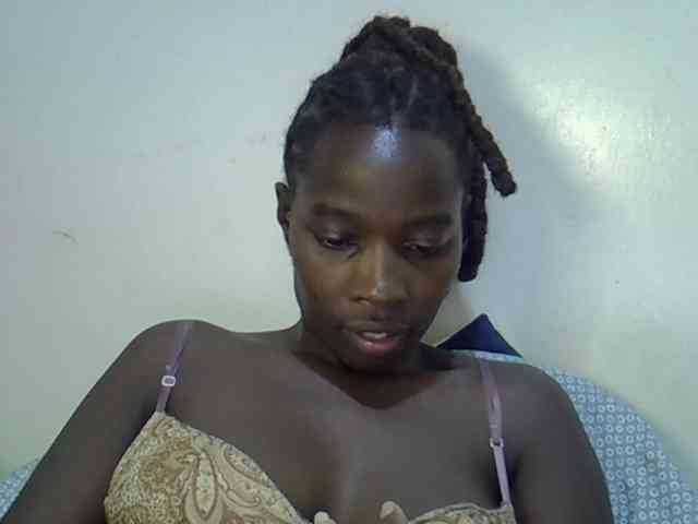 miss-vibes webcam