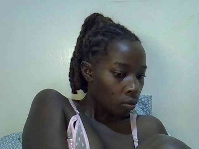 miss-vibes webcam