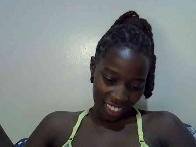 miss-vibes webcam