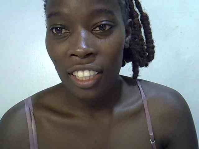 miss-vibes webcam